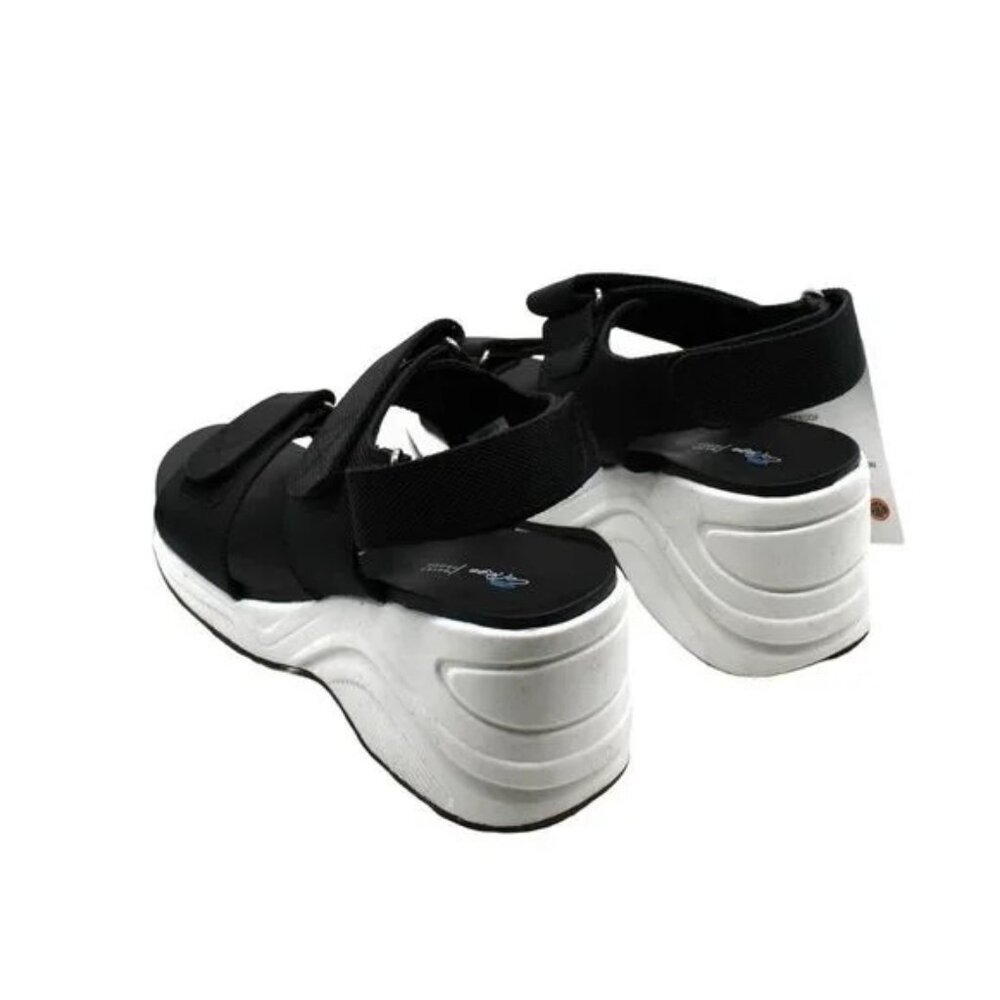 Sandals - Picture 6 of 8